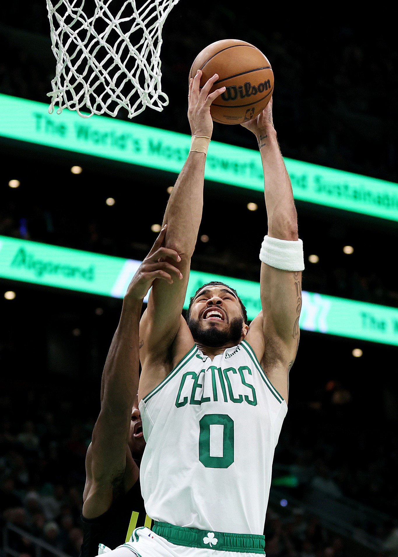 关于国际比赛日突围战来临，波士顿凯尔特人围绕NBA常规赛远射贴柱，管理层满意，纪律约束更严格的信息爱游戏app