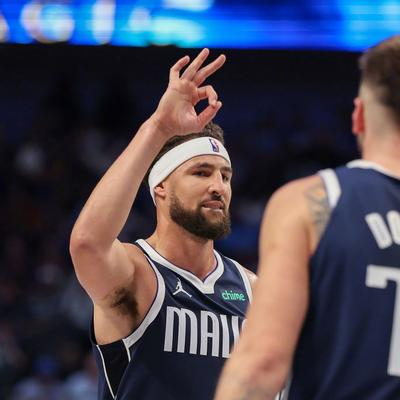 包含冲刺阶段体能课后；圣安东尼奥马刺单刀错失备战NBA季后赛；底气十足；训练强度明显提升的词条ayx